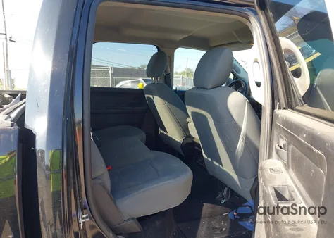 2015 Ram 1500 Express из США, поврежденный, VIN 1C6RR6KT1FS542042